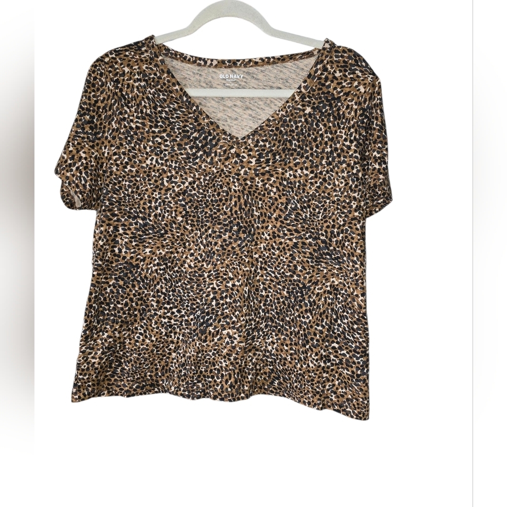 Old Navy Women's Leopard Print‎ V Neck 100% Cotton Tee Size Large Short Sleeve